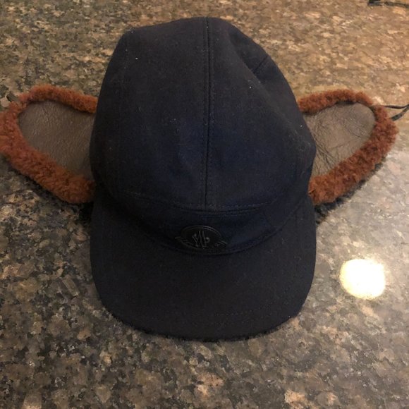 Moncler Cap - Picture 2 of 6